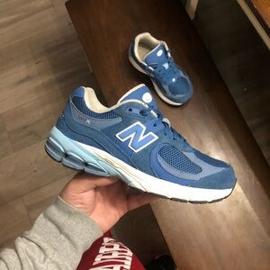 New Balance 2002r ‘Agate Blue size 4Y